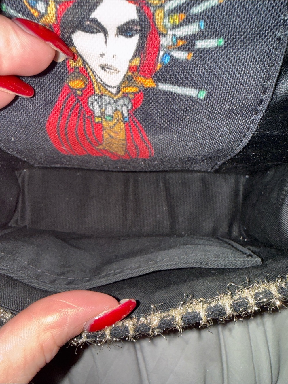 Kooroloo Tweed Chain Shoulder Bag in Black and Gold - Picture 2 of 5